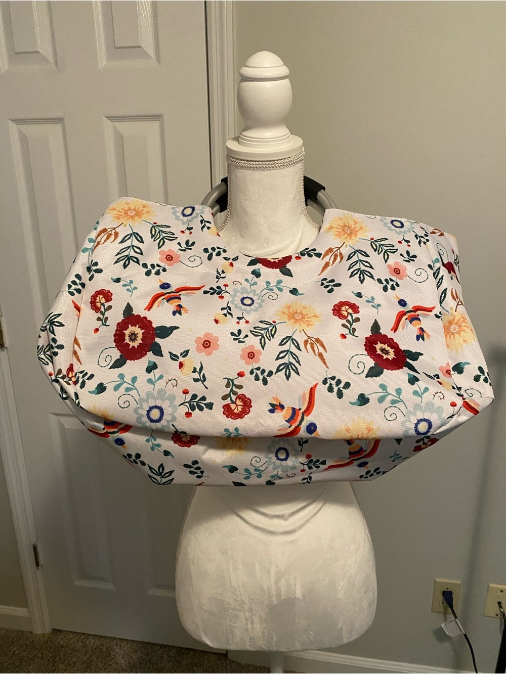 Aldi City Tote in Floral with Handles